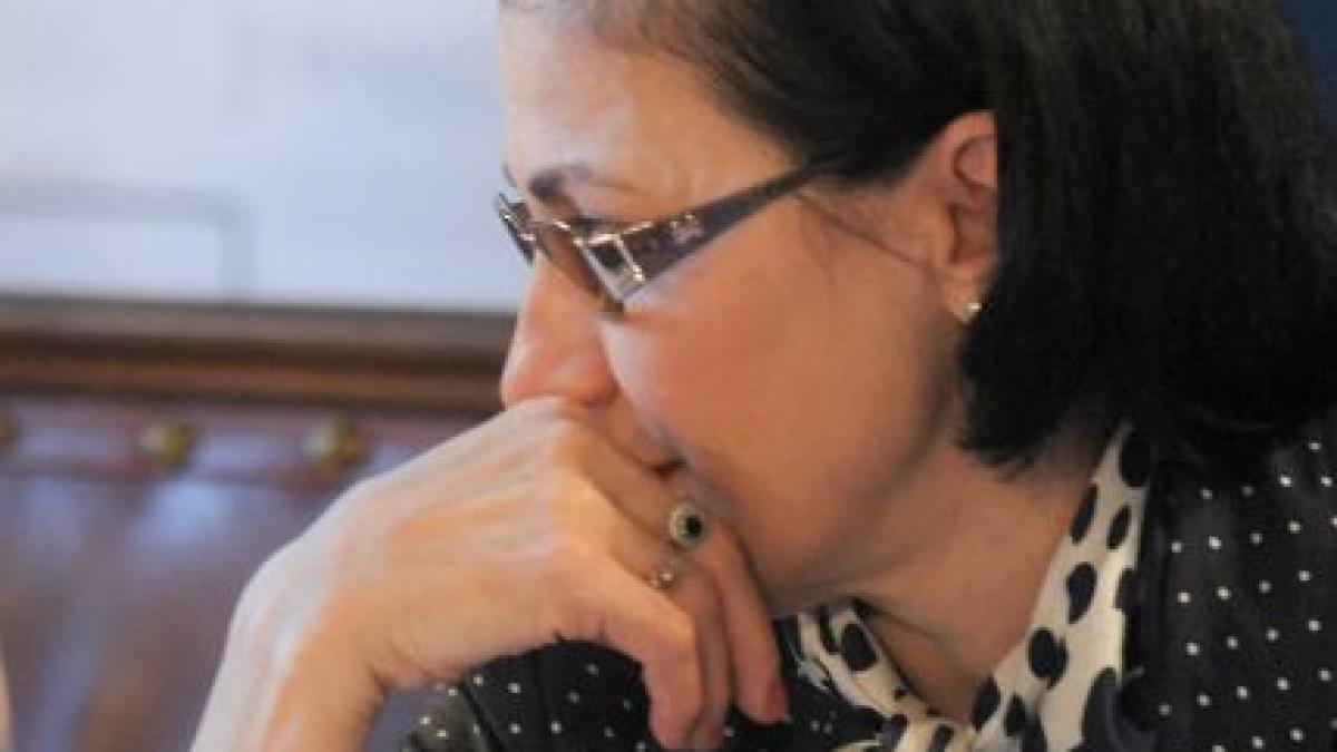 ani patru rectori care detin si functia de parlamentar in stare de incompatibilitate