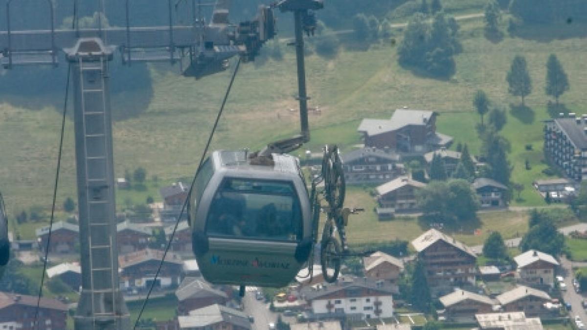 prahova telegondola din sinaia oprita pentru ca functiona fara autorizatie