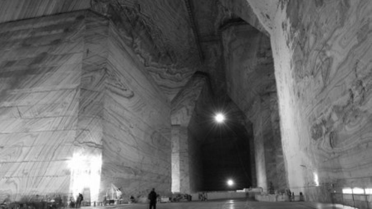 zeci de copii evacuati dupa ce au fost blocati in salina slanic prahova