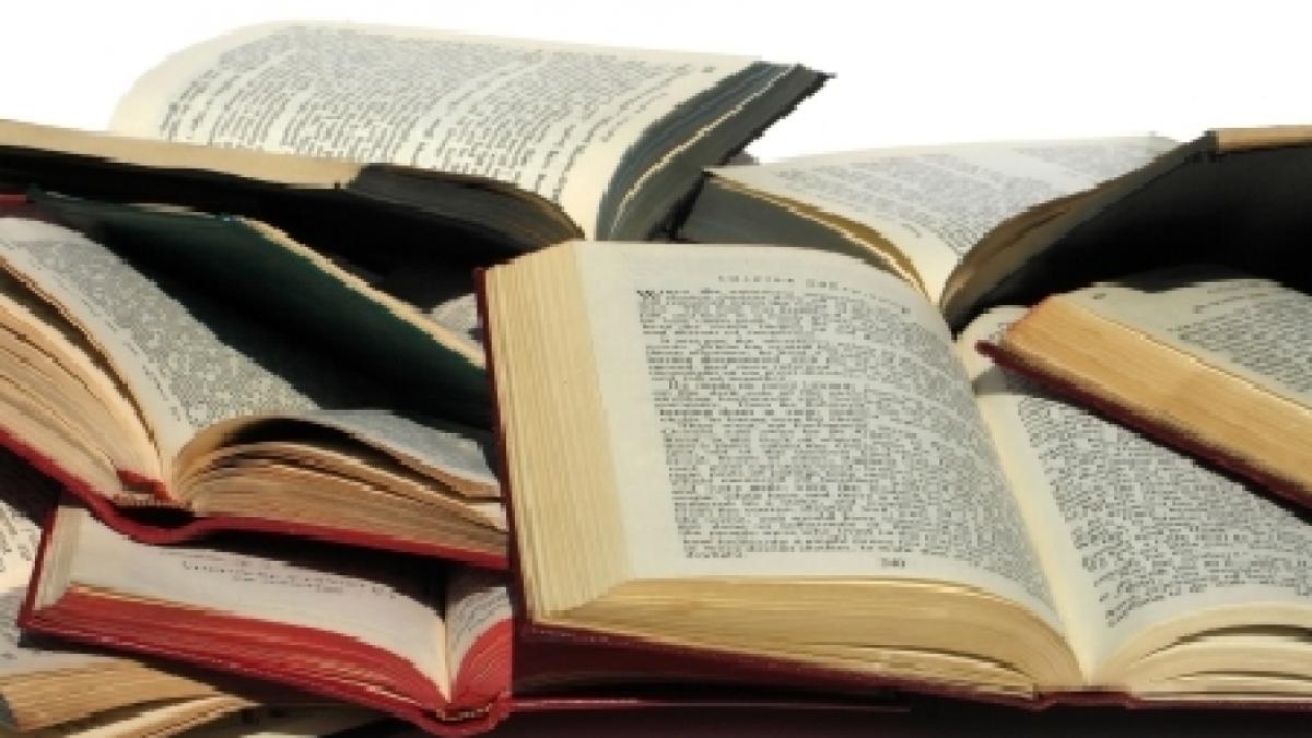 politicienii au timp de lectura unii se cultiva si in timpul serviciului cand dezbat legi