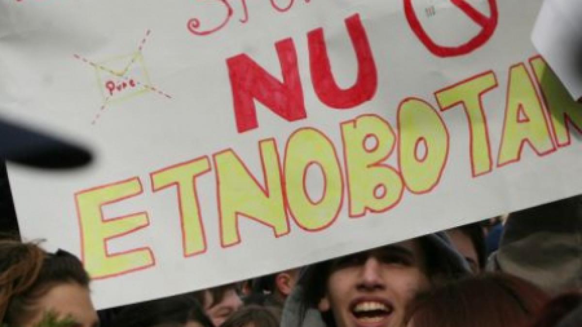 motiunea opozitiei pe tema etnobotanicelor a fost repinsa