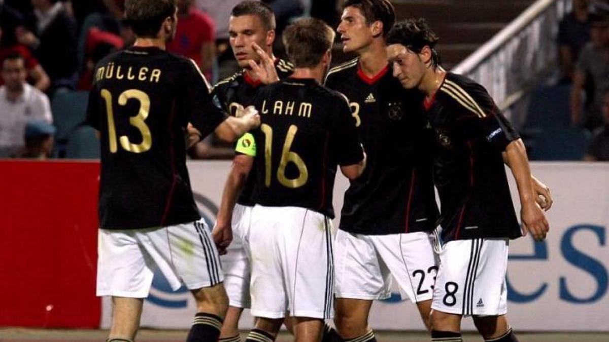 preliminarii ce 2012 germania isi pastreaza punctajul maxim feroe bate estonia