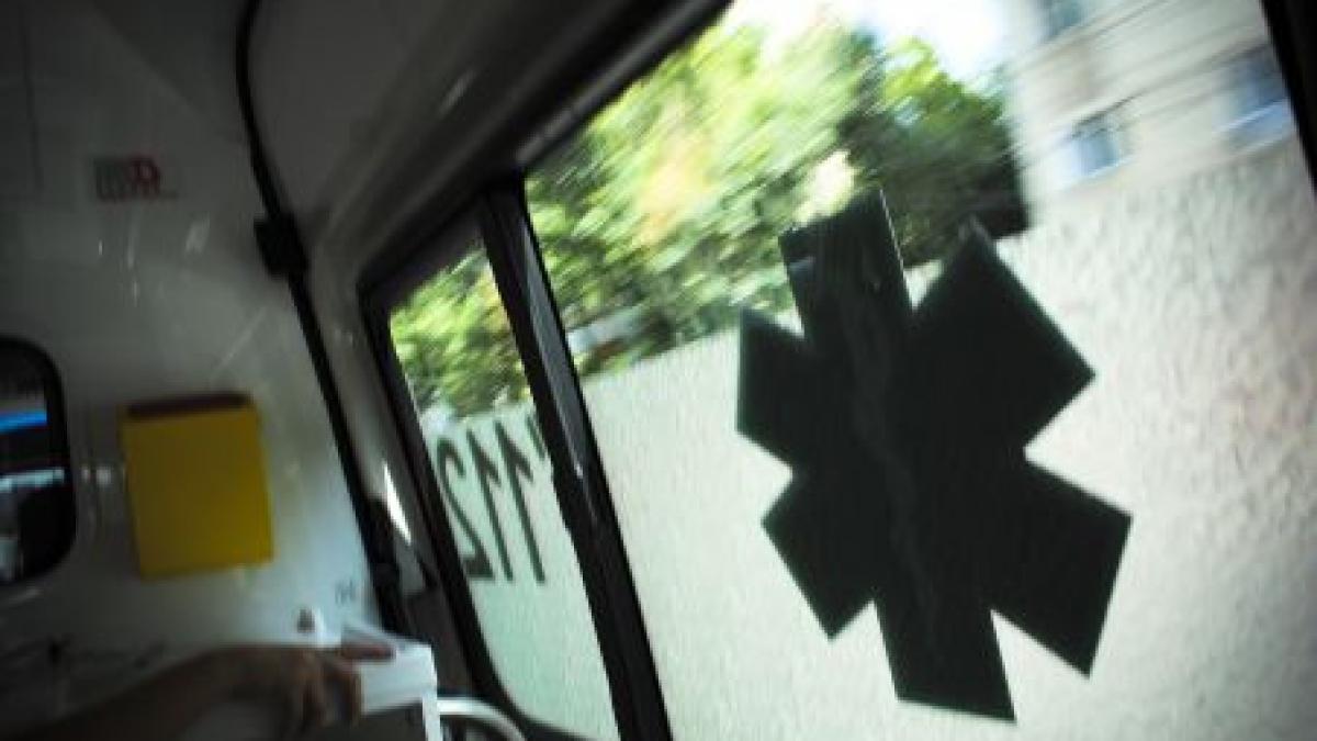 sfatul medicului atentie la capuse cand iesiti la iarba verde