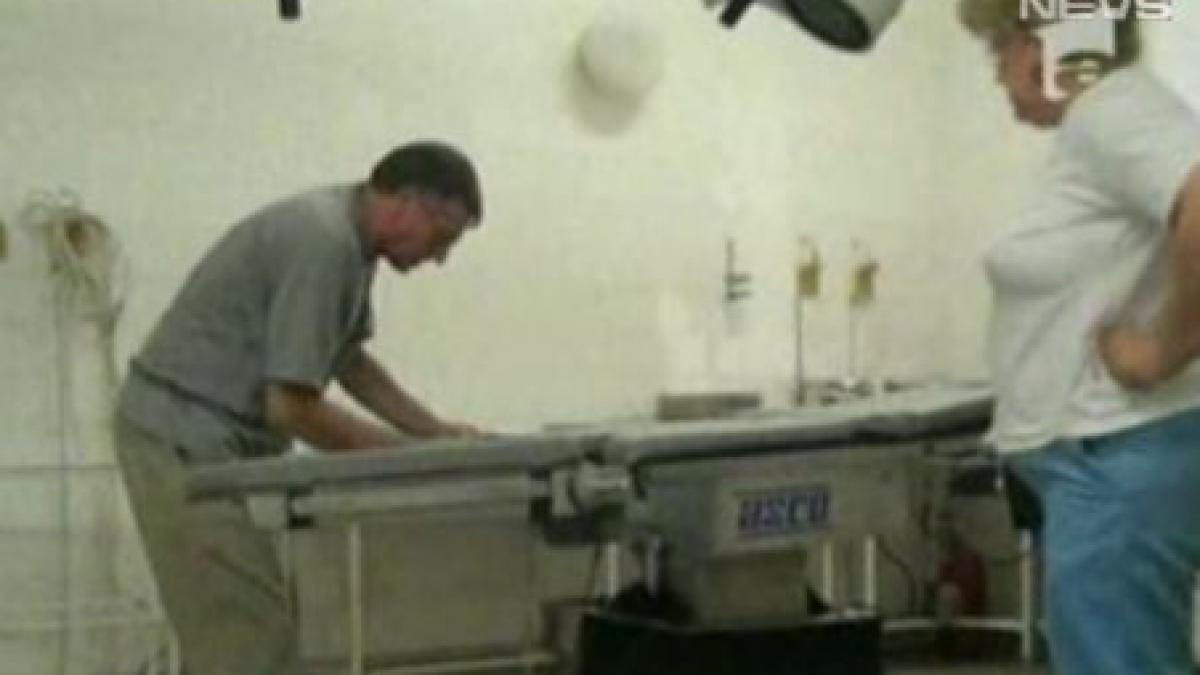 botosani masa de operatie care a cedat in timpul interventiei inlocuita cu una de imprumut