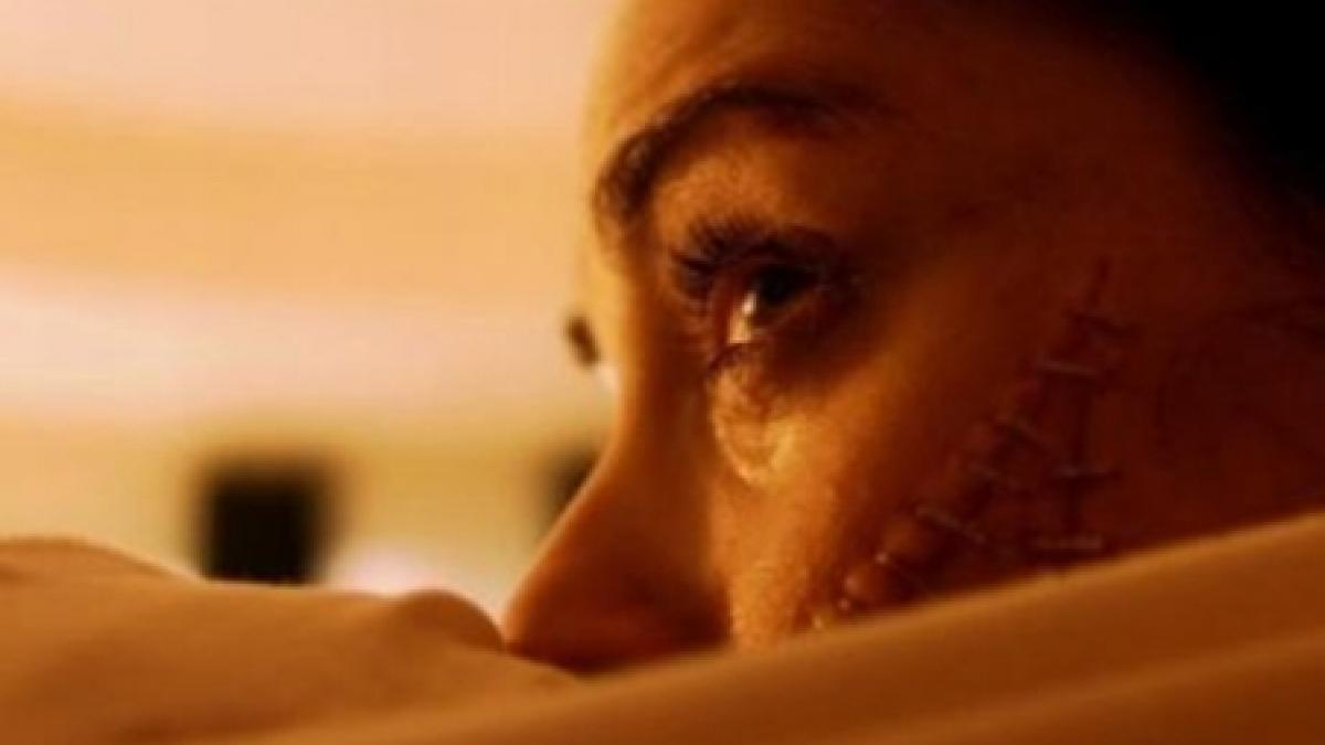 miriapodul uman 2 interzis in marea britanie extrem de violent si obscen