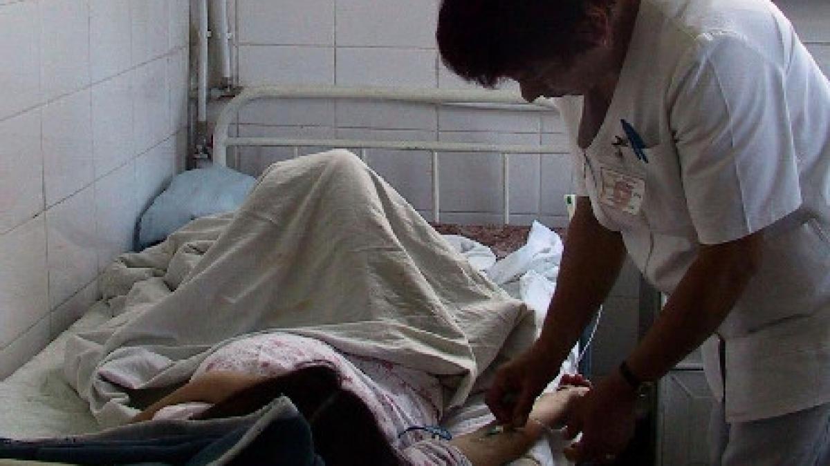 de la bal la spital zeci de studenti au ajuns la urgente cu toxiinfectie dupa banchetul de absolvire