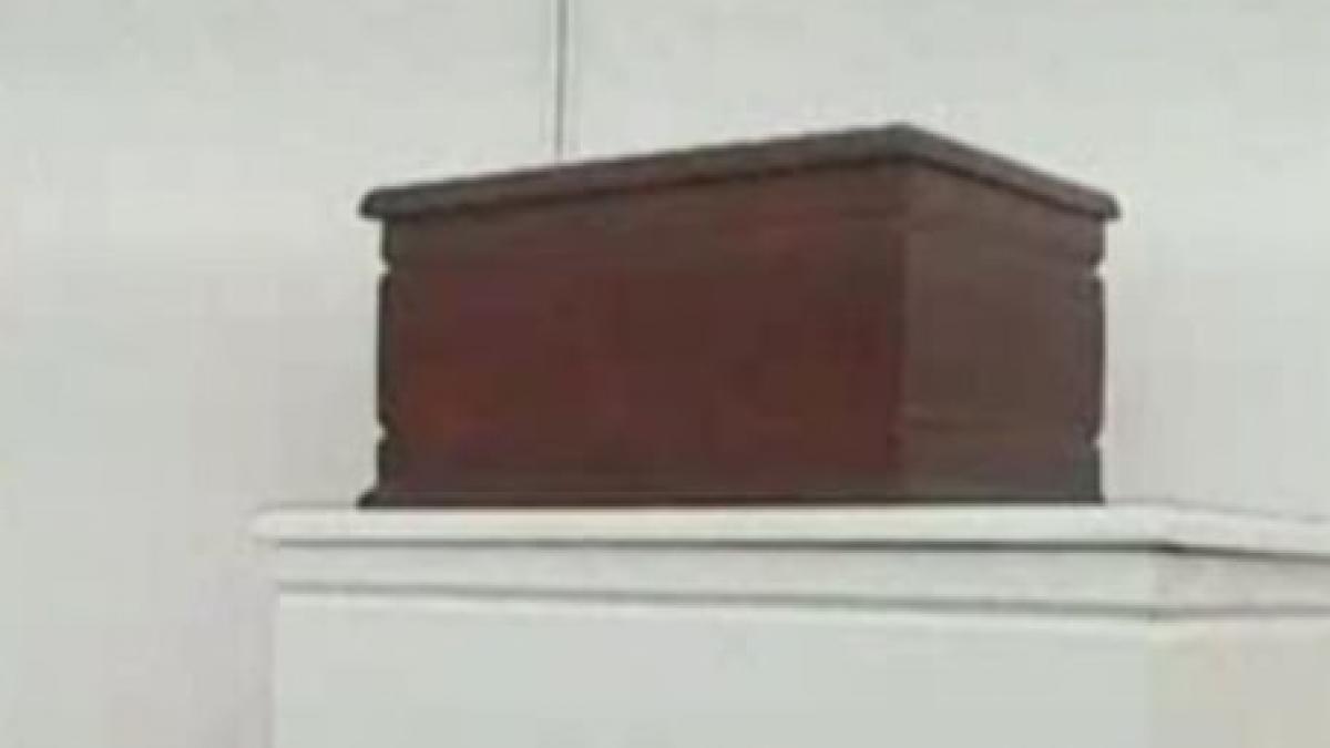 iubitorii de animale isi pot ingropa necuvantatoarele in sicrie speciale