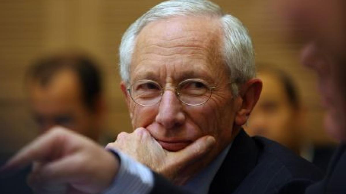 un erou necunoscut al crizelor financiare din anii 90 intra in cursa pentru sefia fmi