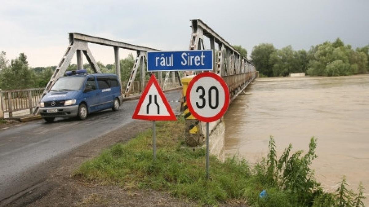 parintii a doi copii dati disparuti in zona raului siret