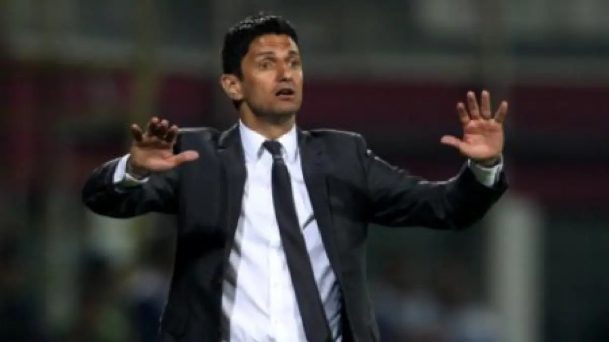 razvan lucescu a fost prezentat oficial la rapid castigarea titlului obiectivul meu personal