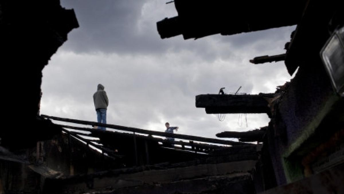 un barbat din vrancea a fost omorat si incendiat de nepotul sau