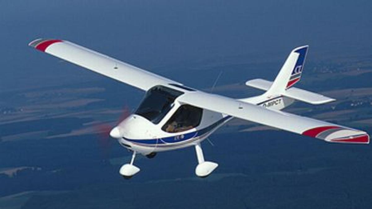 epava avionului disparut luni a fost gasita in judetul hunedoara pilotul este mort