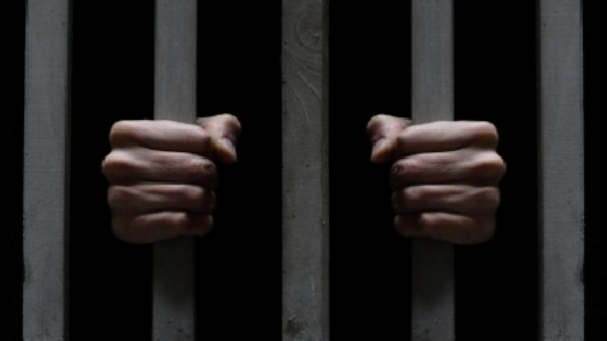 inchisoare pentru persoanele bolnave de sida care intretin relatii sexuale