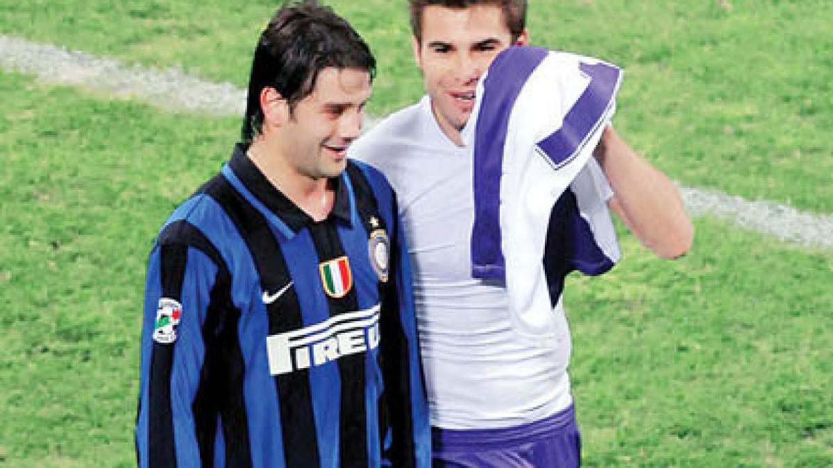 mutu vrea sa continue cu fiorentina chivu este in vizorul valenciei