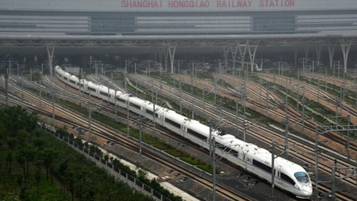 trenuri fulger in china de patru ori mai rapide ca intercity urile din romania