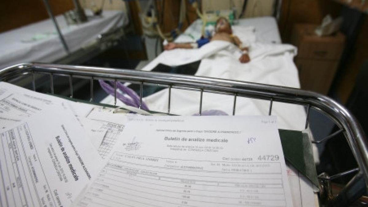 un copil de doi ani este in coma dupa ce a baut diluant