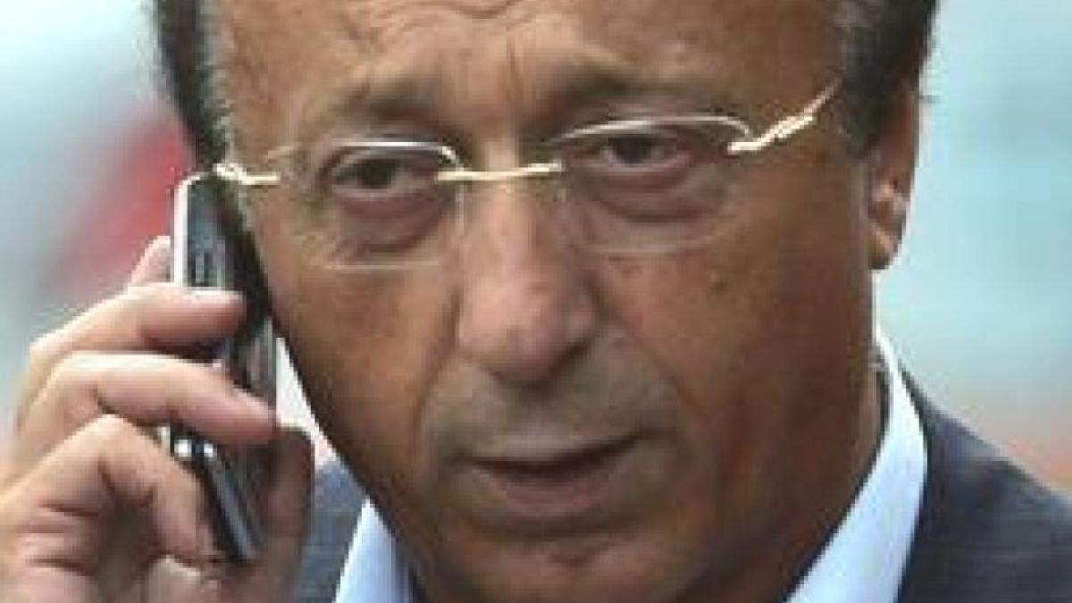luciano moggi a fost suspendat pe viata din fotbalul italian
