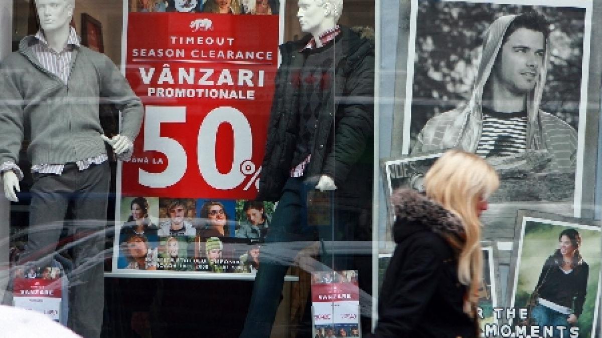 promotii irezistibile in marile magazine preturile produselor sunt reduse si cu 50