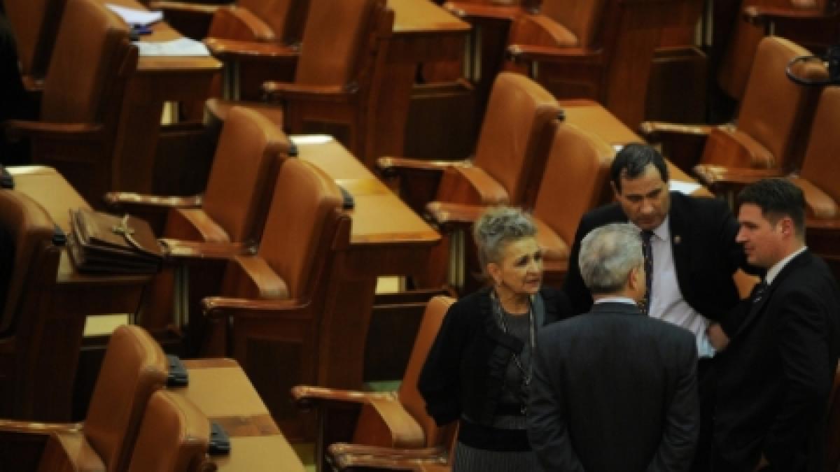 deputatii isi deschid propriul restaurant au organizat licitatie cu degustare pentru gasirea unui