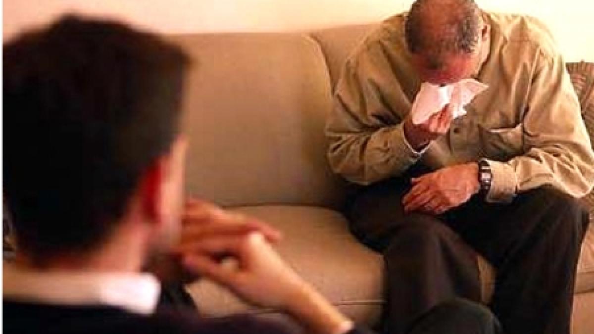 recuperatorii de datorii merg cu datornicii la psiholog