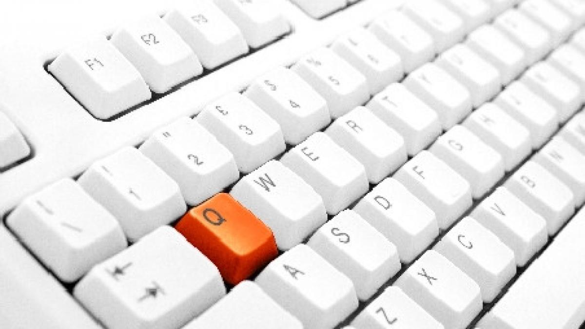 ati apasat astazi deja pe tasta q