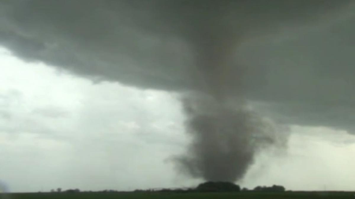 o tornada puternica a devastat vestul statelor unite