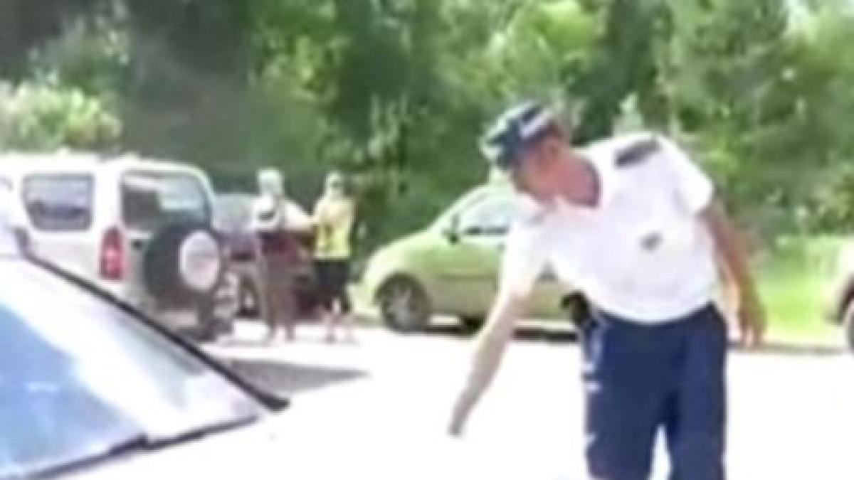 politistii rutieri din rusia folosesc si arma din dotare pentru a opri soferii