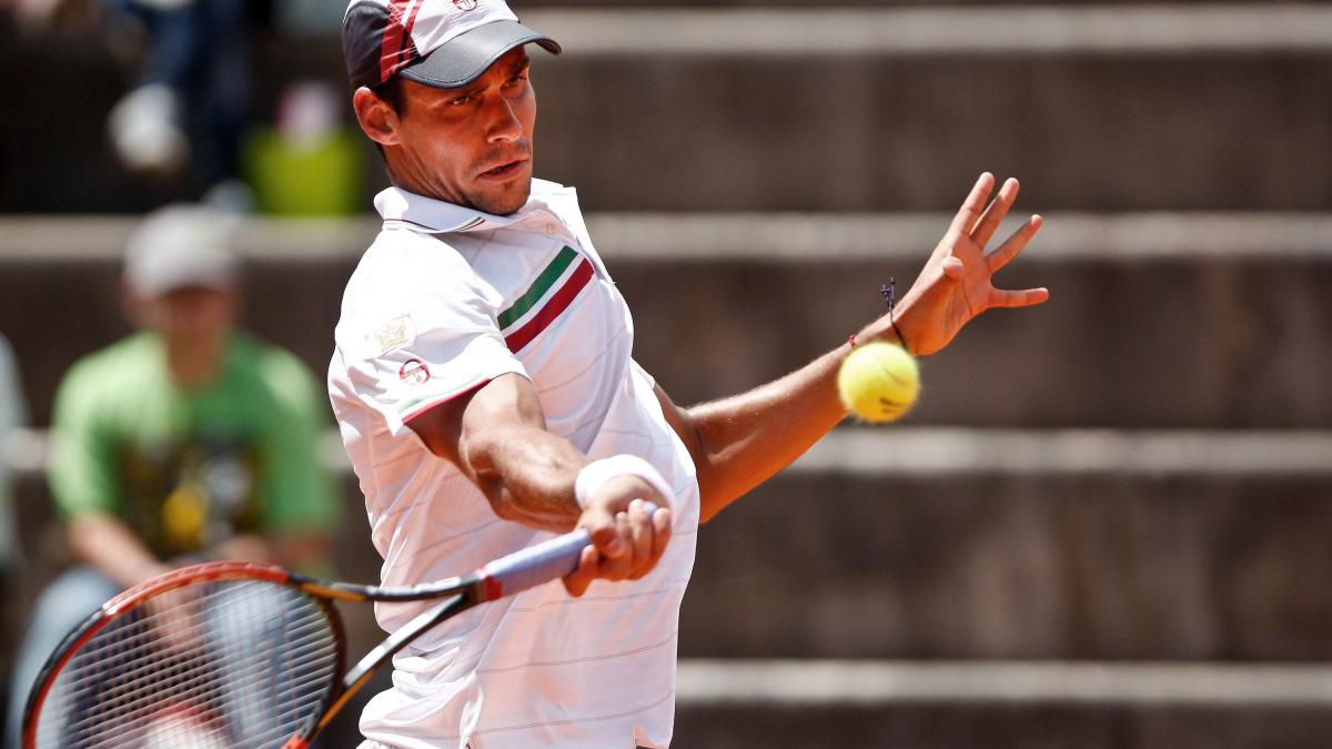 victor hanescu s a calificat in turul 2 la wimbledon si il va intalni pe andy roddick