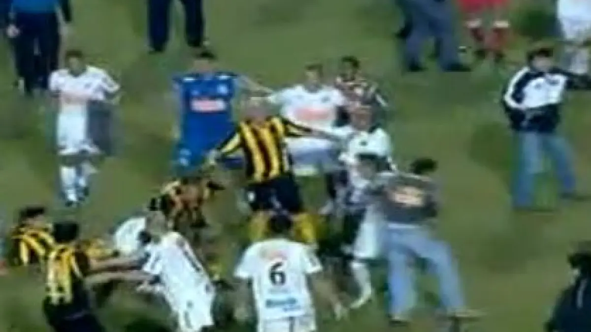 finala copei libertadores s a incheiat cu o bataie in toata regula intre jucatori