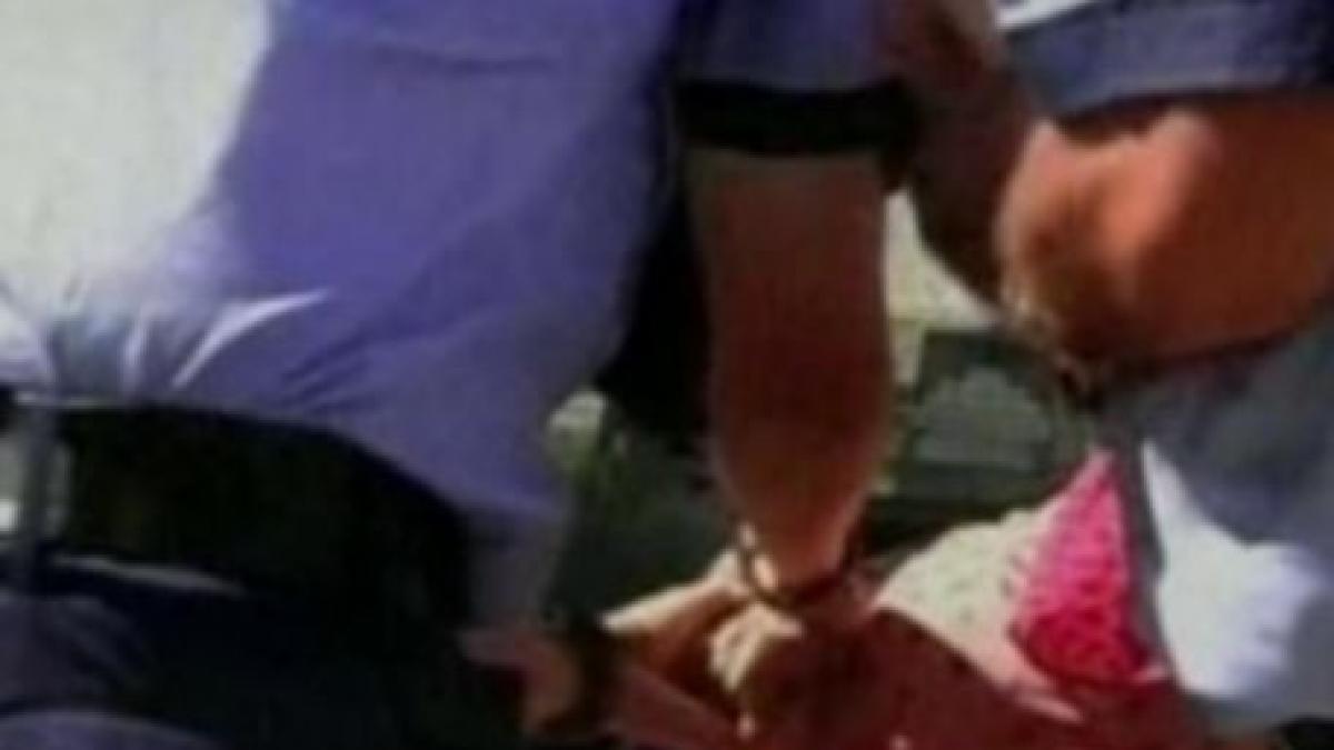 un medic din iasi a fost prins beat la volan s a ales cu permisul suspendat si dosar penal