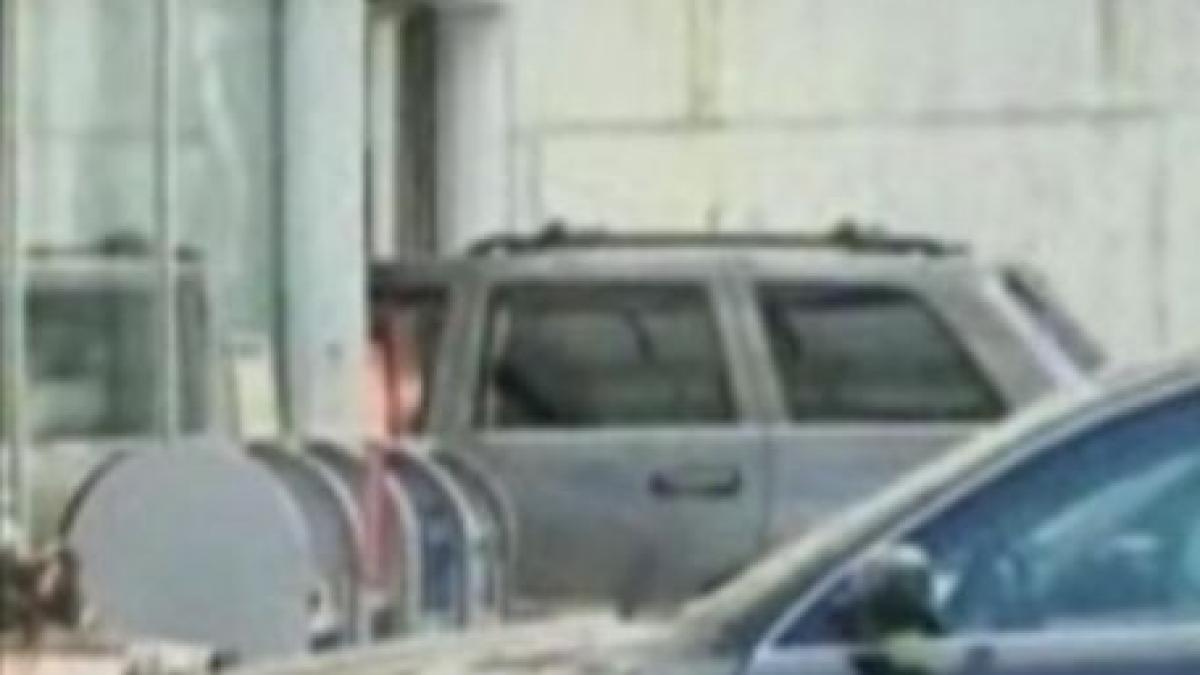 un sofer din constanta a intrat cu jeep ul intr o benzinarie