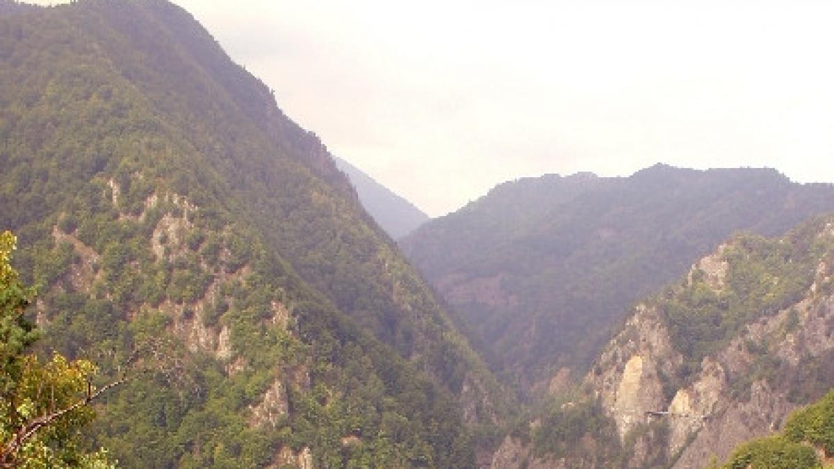 barbat disparut in muntii fagaras salvamontistii il cauta de doua zile fara rezultat