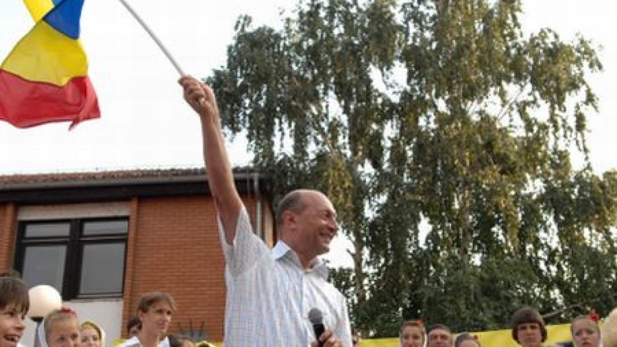 discursul lui basescu de ziua drapelului inspirat de pe wikipedia