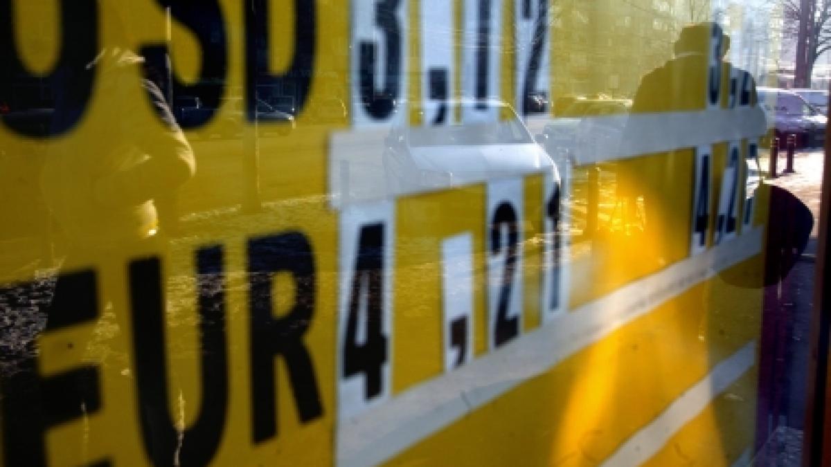leul se mentine stabil euro se apreciaza usor vezi cursul bnr