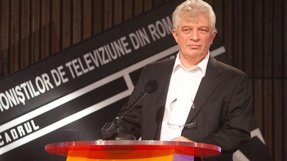 sorin iliesiu intelectualul care ii cere demisia lui basescu invitat la sinteza zilei