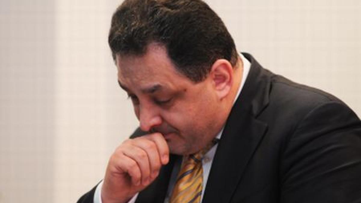 vanghelie trebuie sa fim cat mai tari unii se intaresc cu viagra fiecare cu ce poate