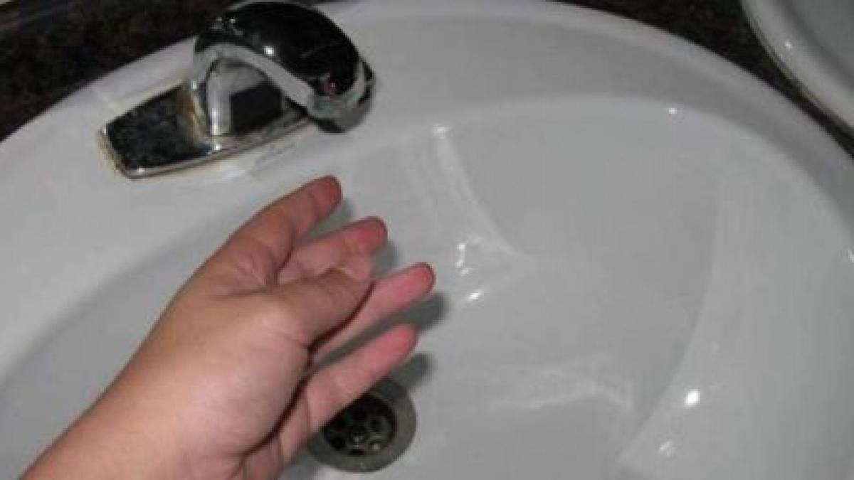 brasov o suta de familii au ramas fara apa dupa ce administratorul a fugit cu banii