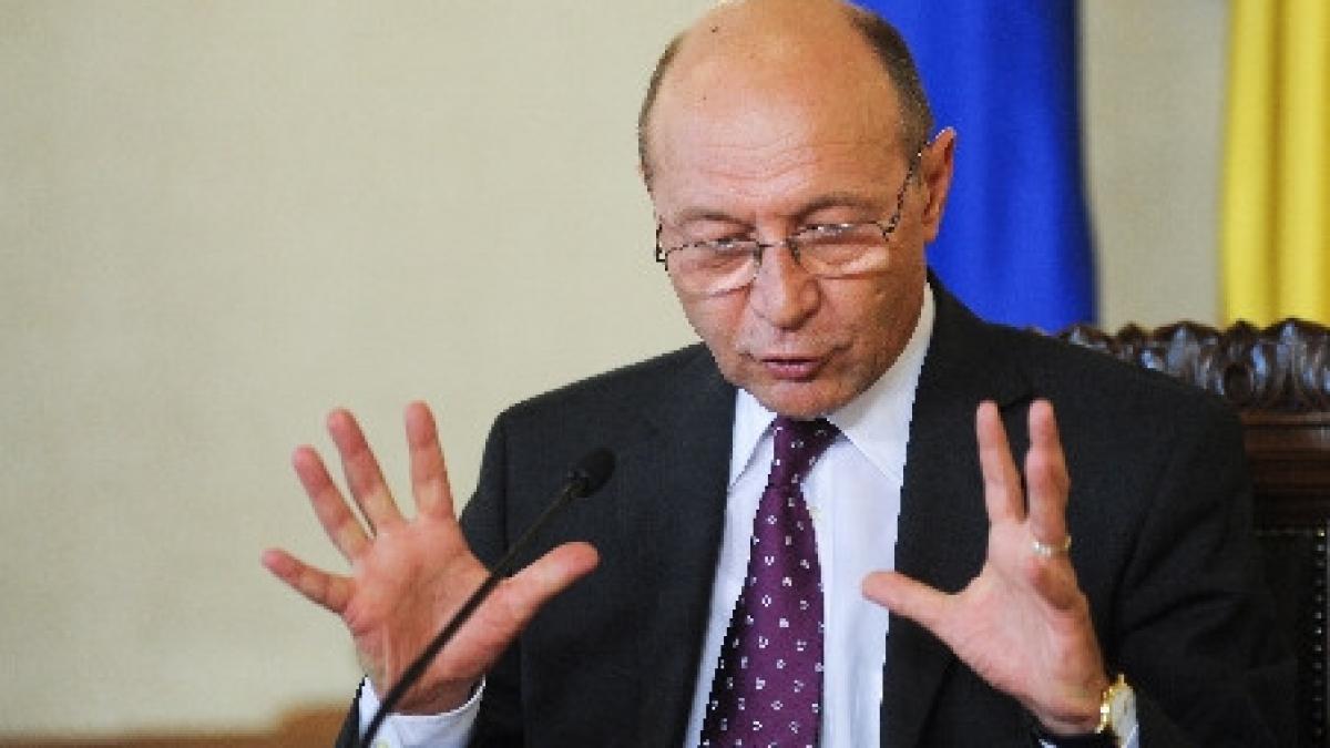 basescu trebuie sa traim din banii pe care ii producem nu din bani imprumutati