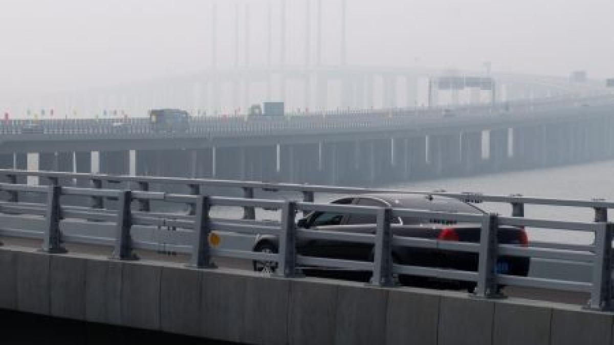 cel mai lung pod peste apa din lume inaugurat in china