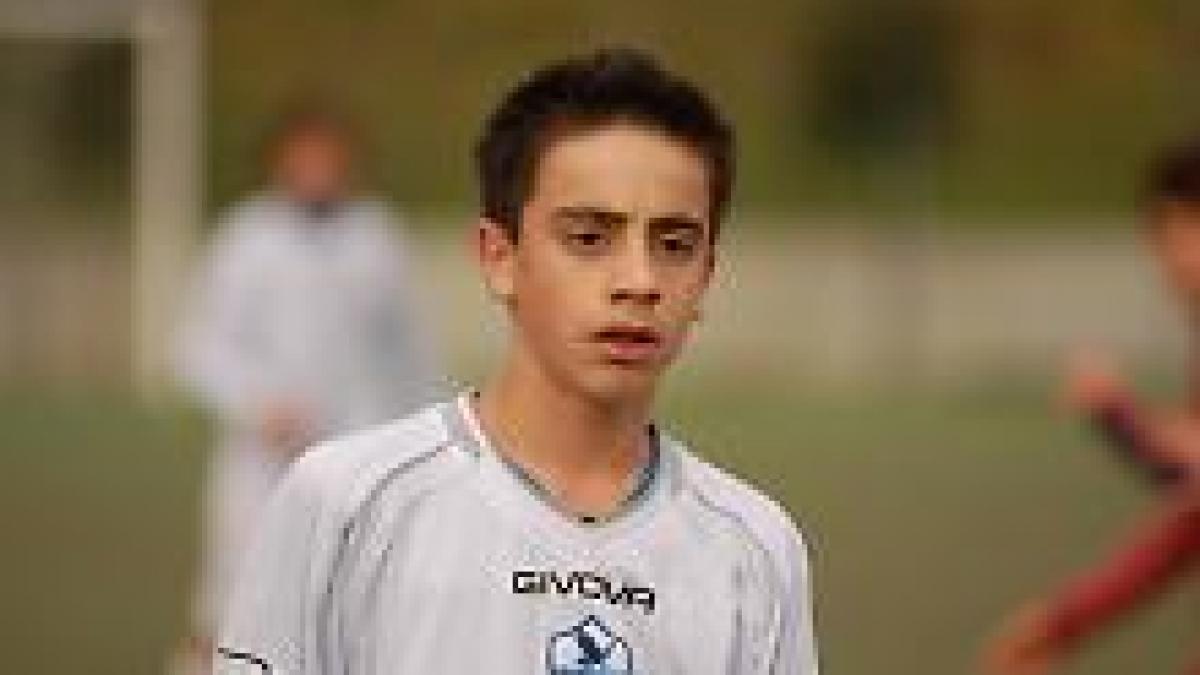 un junior roman face senzatie in italia peste 100 de goluri in doua sezoane