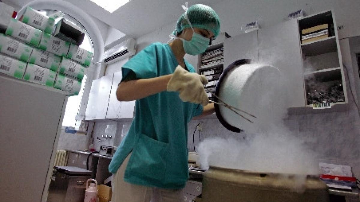 peste 100 de cupluri inscrise in programul gratuit de fertilizare in vitro pana in 30 iunie