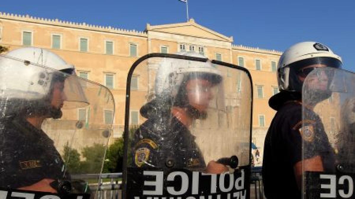 ambasada spaniei in grecia ocupata de militantii pro palenstinieni