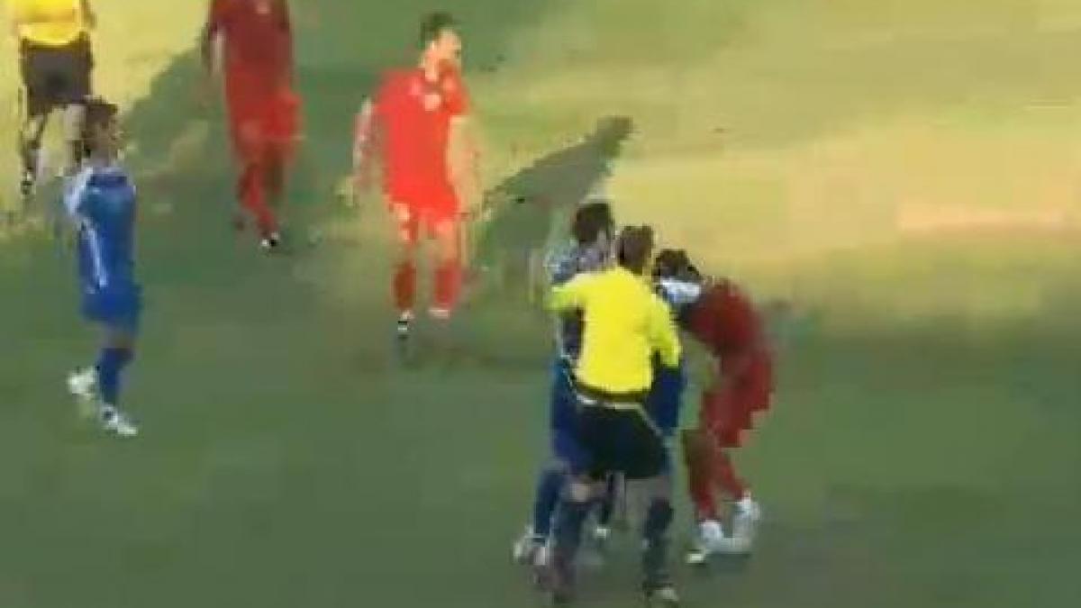 bataie si focuri de arma la un meci amical din liban