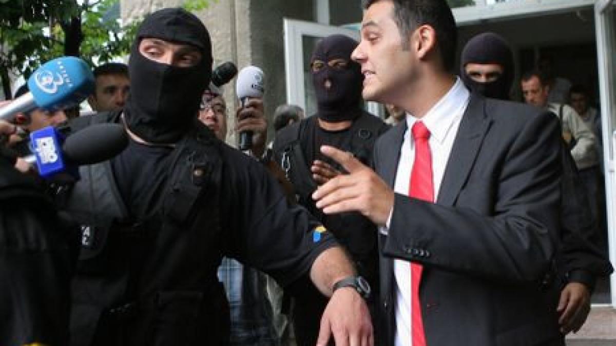 dosarul baieti pentru barbati serviciile sexuale platite cu suc si mancare