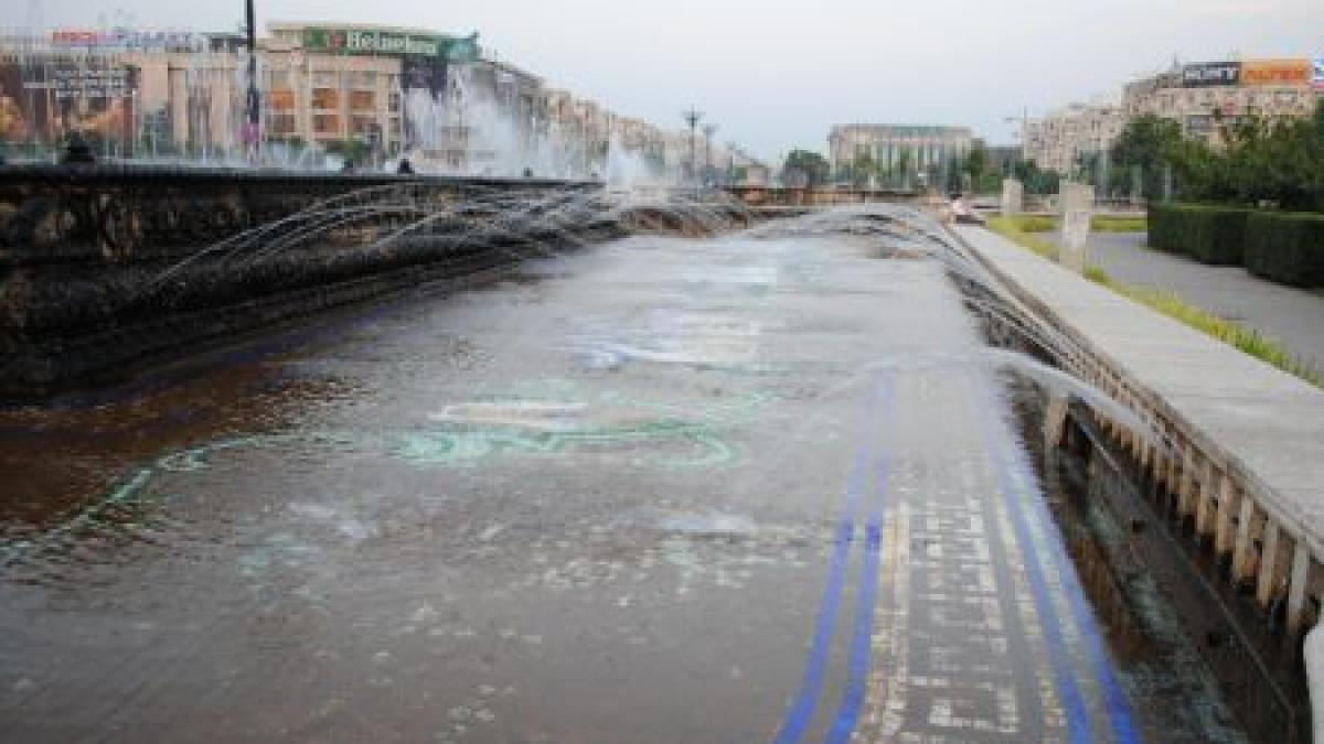 un bucurestean a ajuns cu masina in fantana arteziana din piata unirii