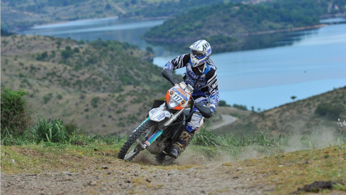 buzaul gazduieste in acest weekend grand prix ul romaniei in cm de enduro