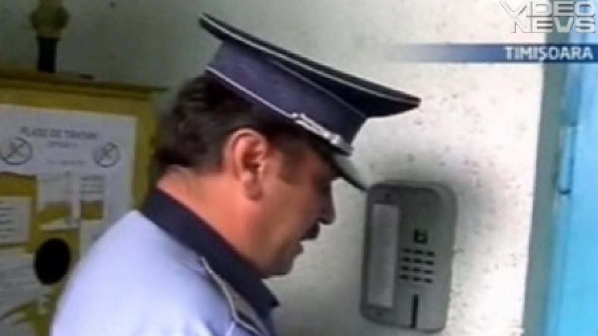 experiment al politistilor romanii permit cu mare usurinta accesul necunoscutilor in locuinte