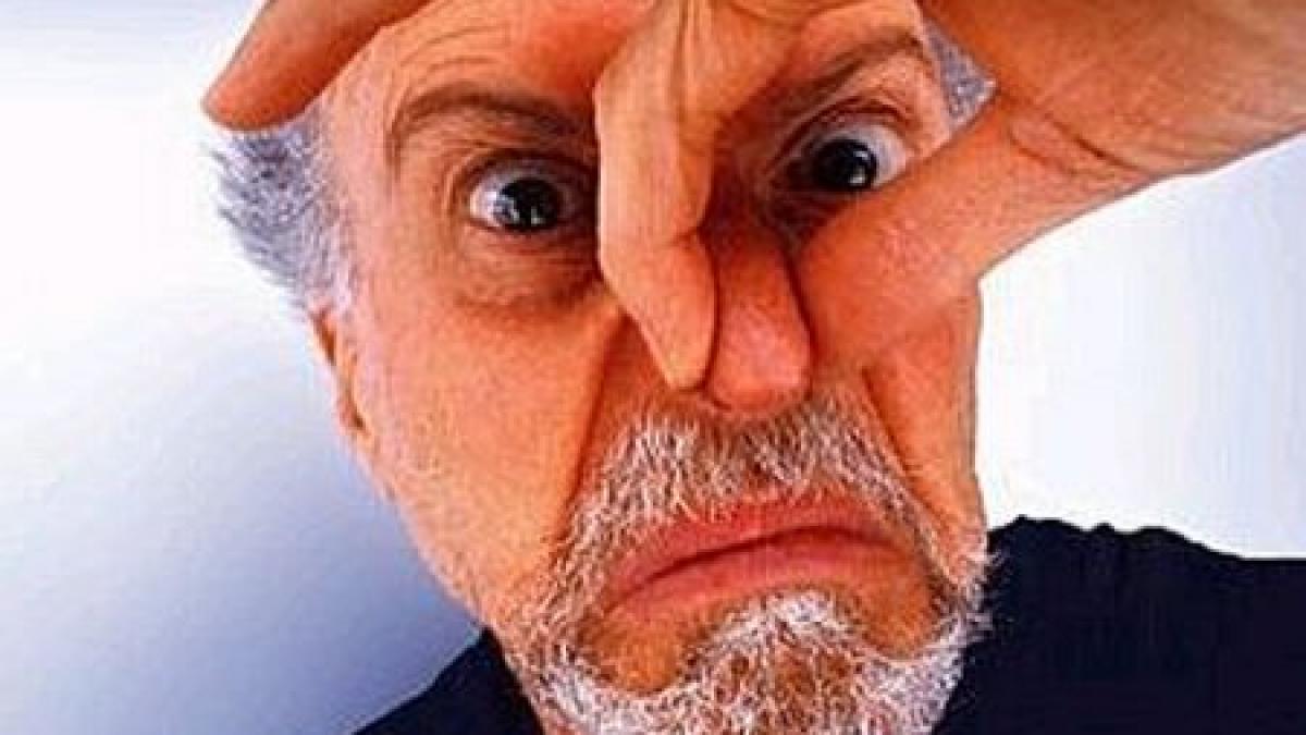 promotie pentru cei certati cu igiena cumperi un bilet de autobuz si primesti in plus un deodorant