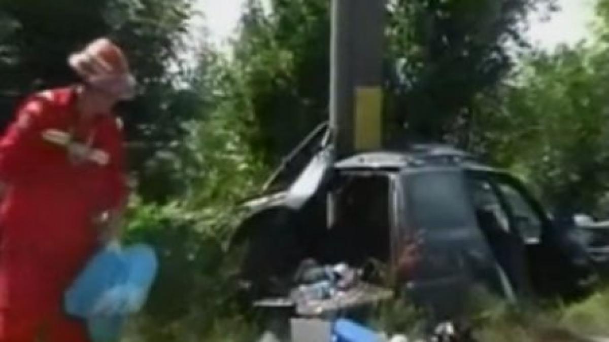accident grav intre baia mare si satu mare o femeie a murit si doi copii au fost grav raniti