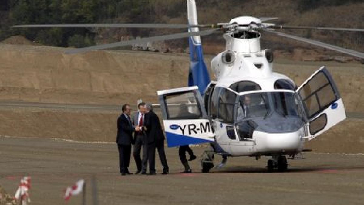 boc i am luat in elicopter pe fiica si nepotul meu drept rasplata pentru notele bune la scoala